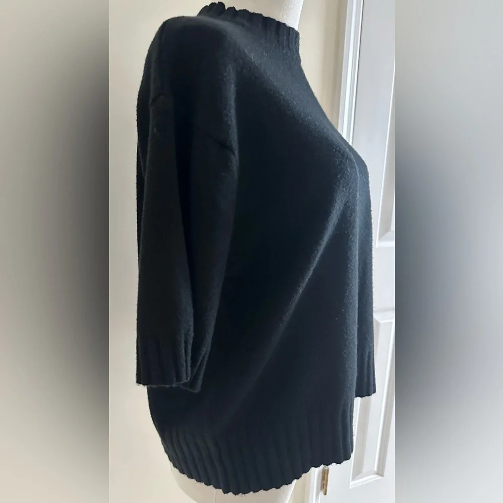 Black Short Sleeve Sweater- One Size-NWOT